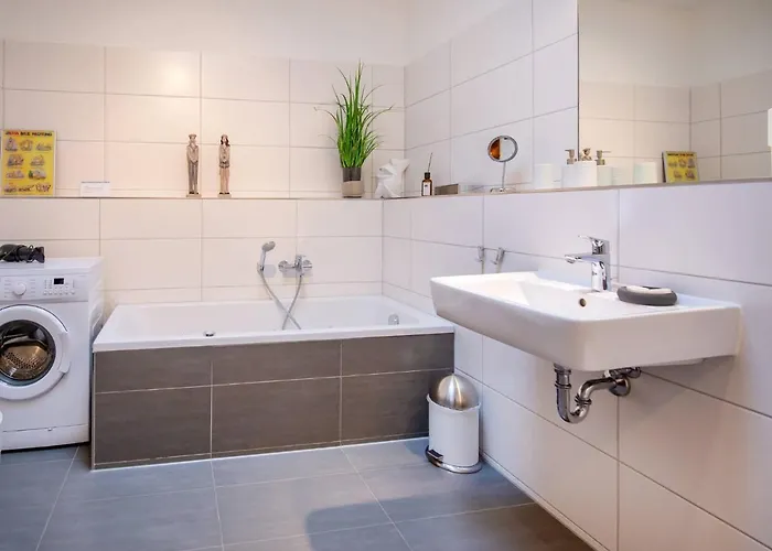 Strandvillen - Mit 2 Schlafzimmern, Terrasse Und Balkon Dr-434 شقة بينز